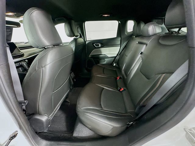 Used 2023 Jeep Compass Limited image 30