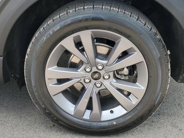 Certified 2023 Ford Explorer XLT w/ Equipment Group 202A AWD/4WD image 33