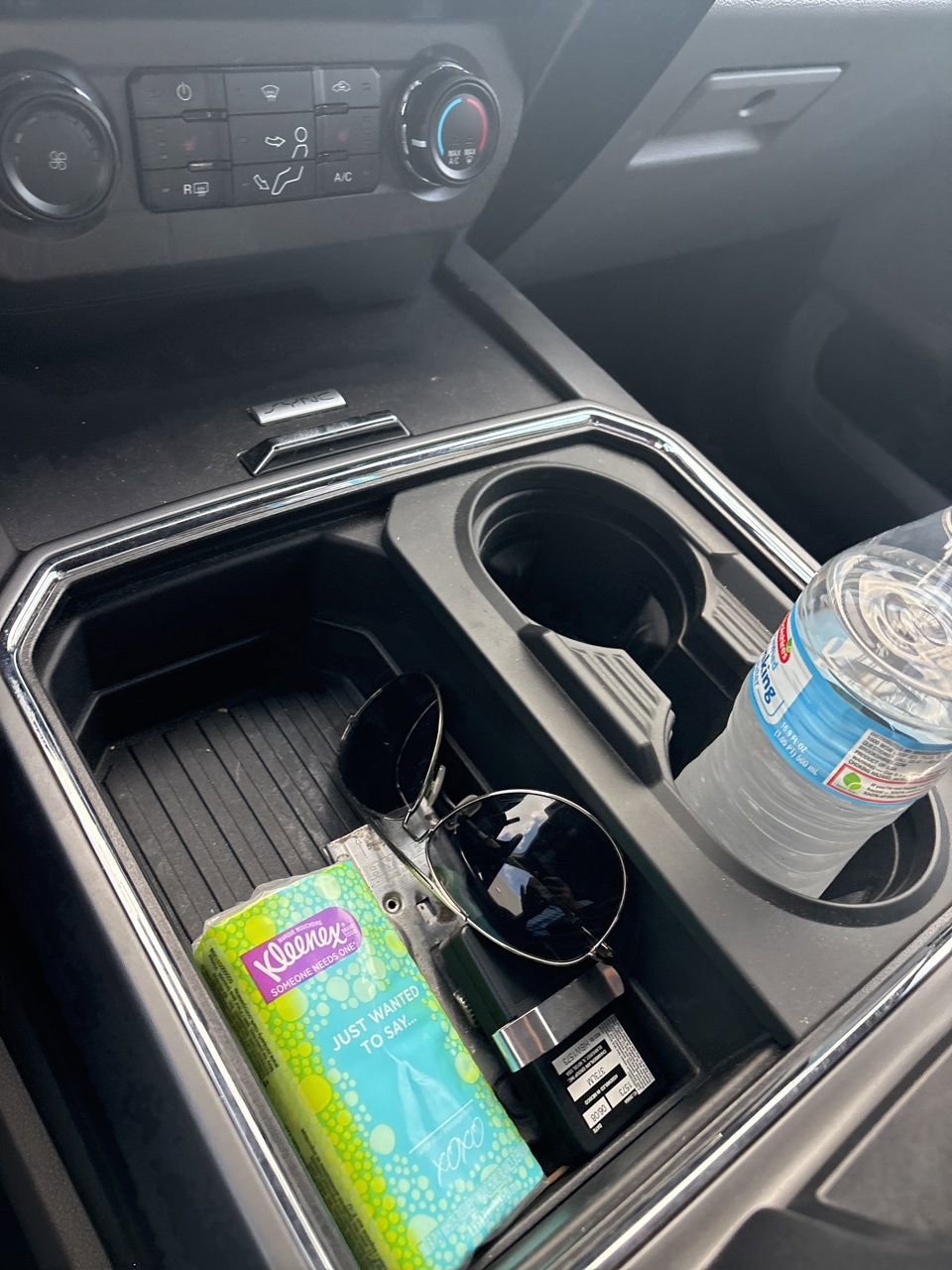 Certified 2017 Ford F350 XLT w/ XLT Premium Package image 9