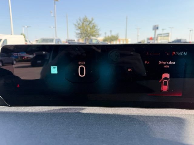 Certified 2025 Ford Expedition Active AWD/4WD image 21