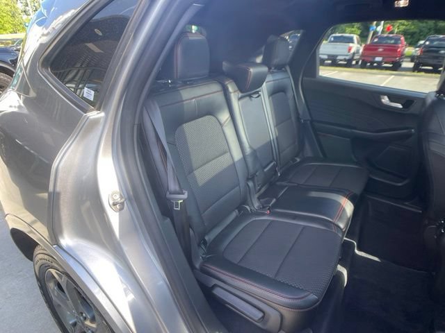 Certified 2023 Ford Escape ST-Line w/ Tech Pack #1 AWD/4WD image 33