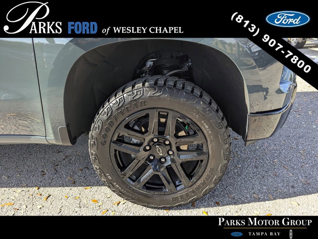 Used 2025 Chevrolet Silverado 1500 Custom Trail Boss w/ LPO, Dark Essentials Package image 26