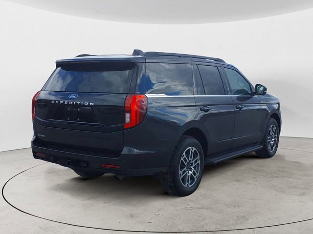 Certified 2025 Ford Expedition Active AWD/4WD image 5
