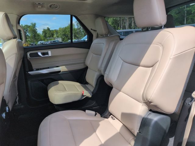 Certified 2021 Ford Explorer XLT w/ Equipment Group 202A AWD/4WD image 25