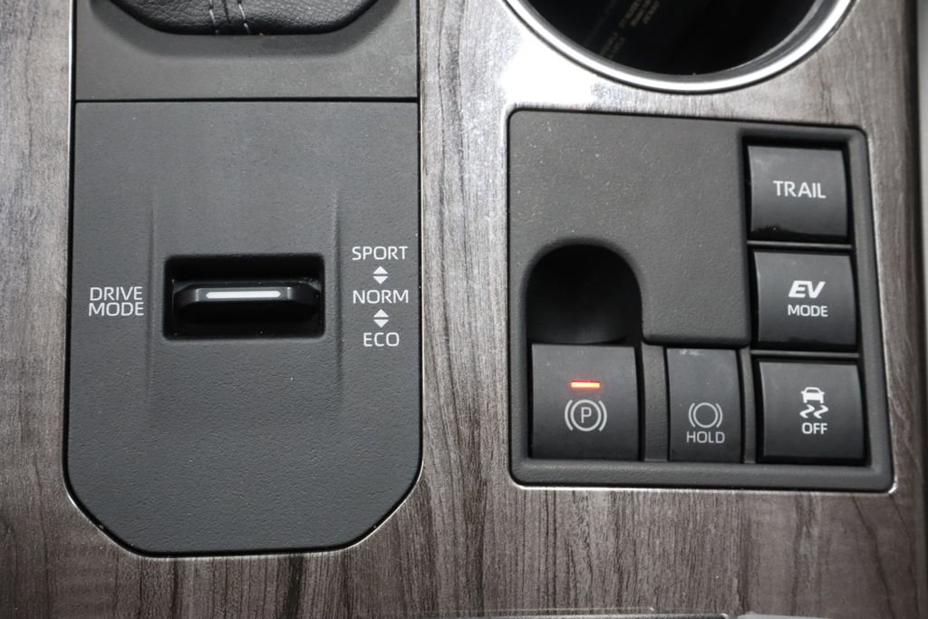 Used 2023 Toyota Highlander Limited image 33