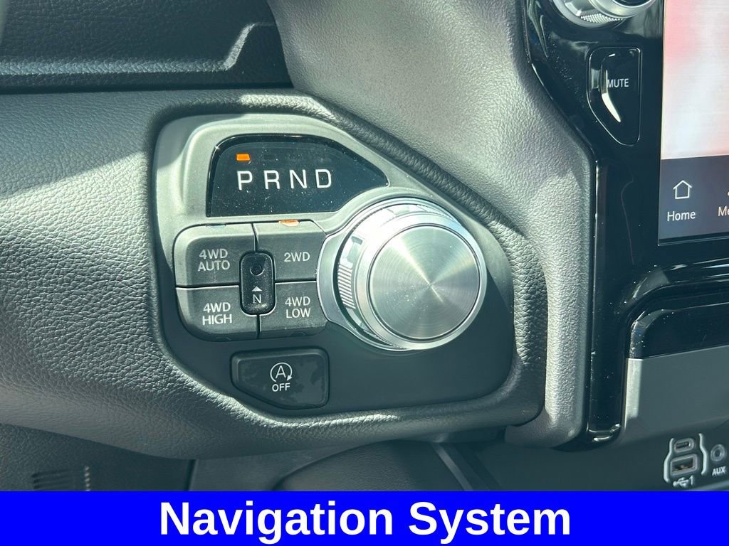 Used 2025 RAM 1500 Laramie AWD/4WD image 13