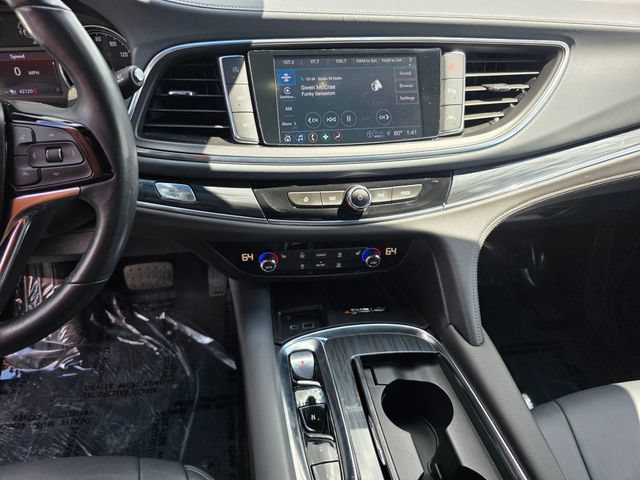 Used 2024 Buick Enclave Essence w/ Experience Buick Package AWD/4WD image 22