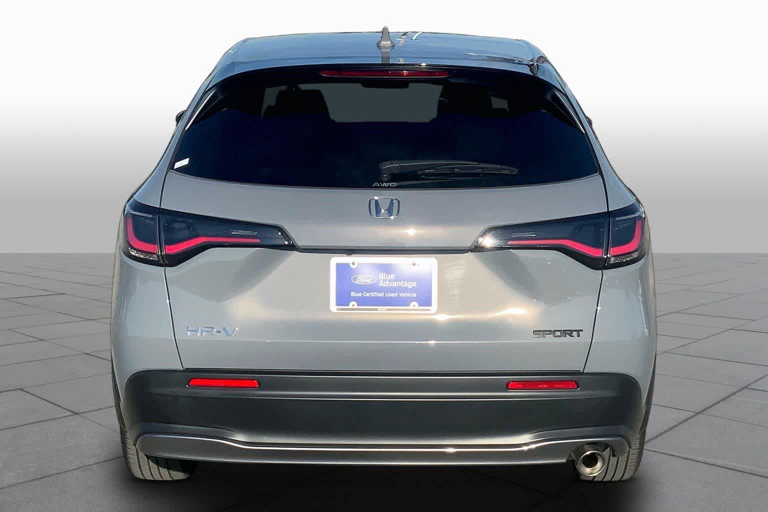 Used 2025 Honda HR-V Sport image 5
