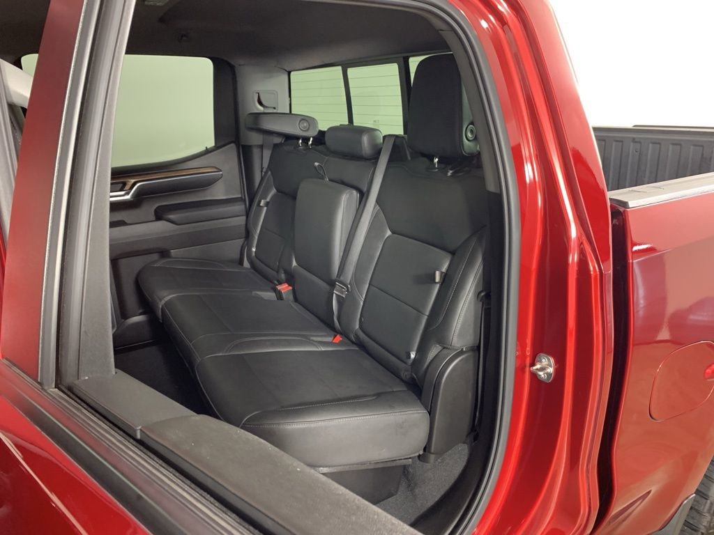 Used 2023 Chevrolet Silverado 1500 LT AWD/4WD image 30