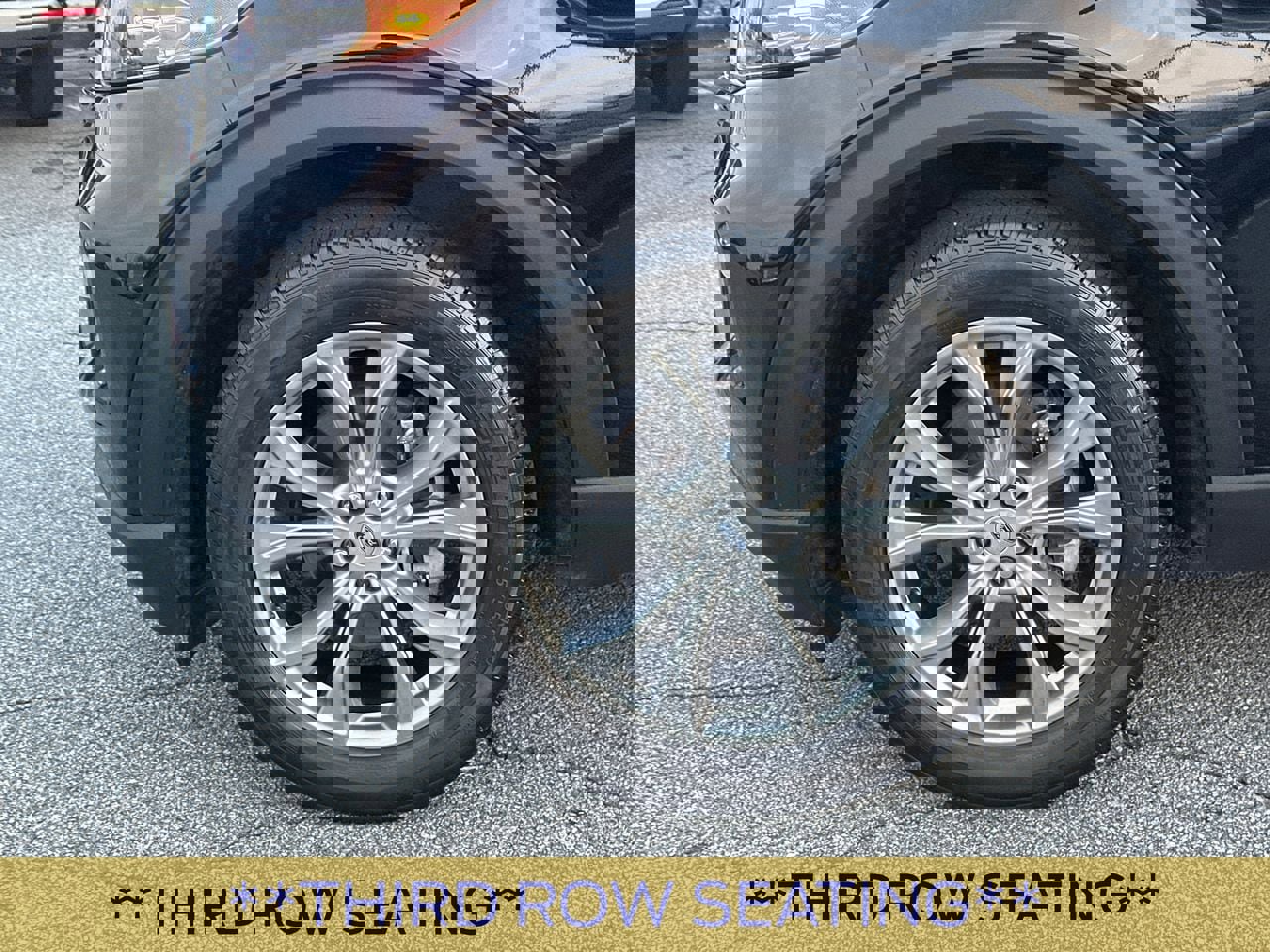 Certified 2022 Ford Explorer XLT w/ Equipment Group 202A image 13