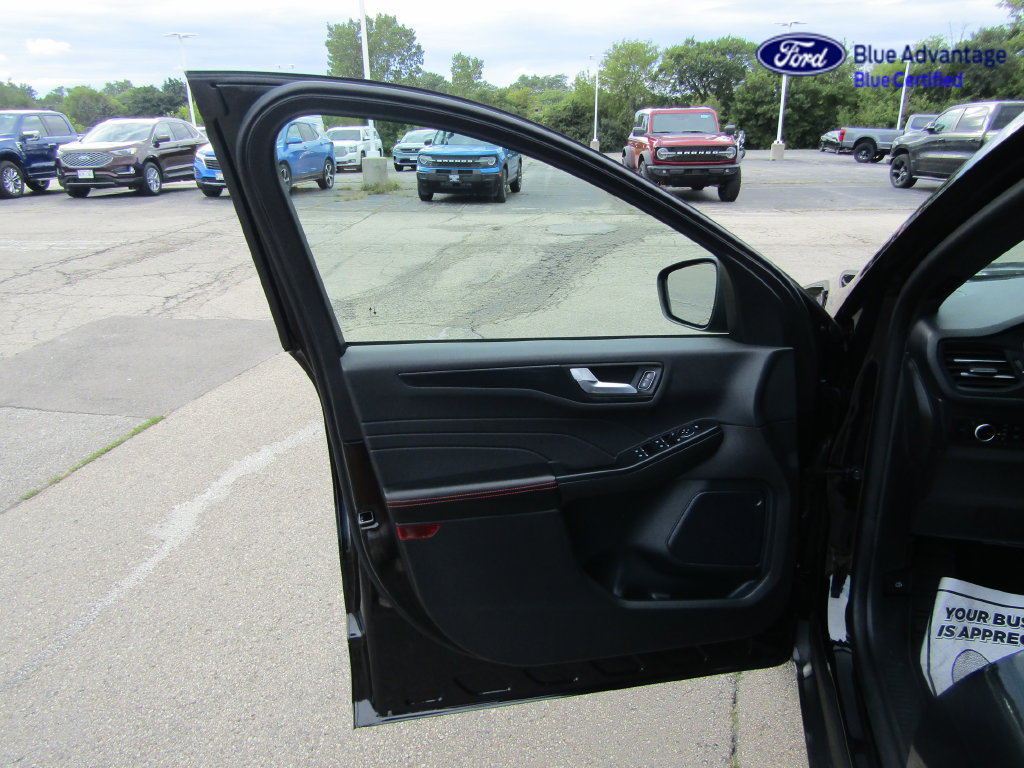 Certified 2024 Ford Escape ST-Line w/ Tech Pack #1 AWD/4WD image 20