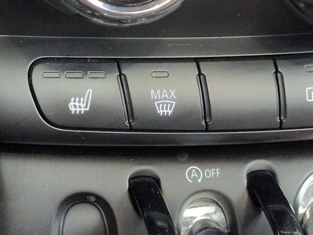 Used 2019 MINI Cooper S w/ Signature Upholstery Package image 21