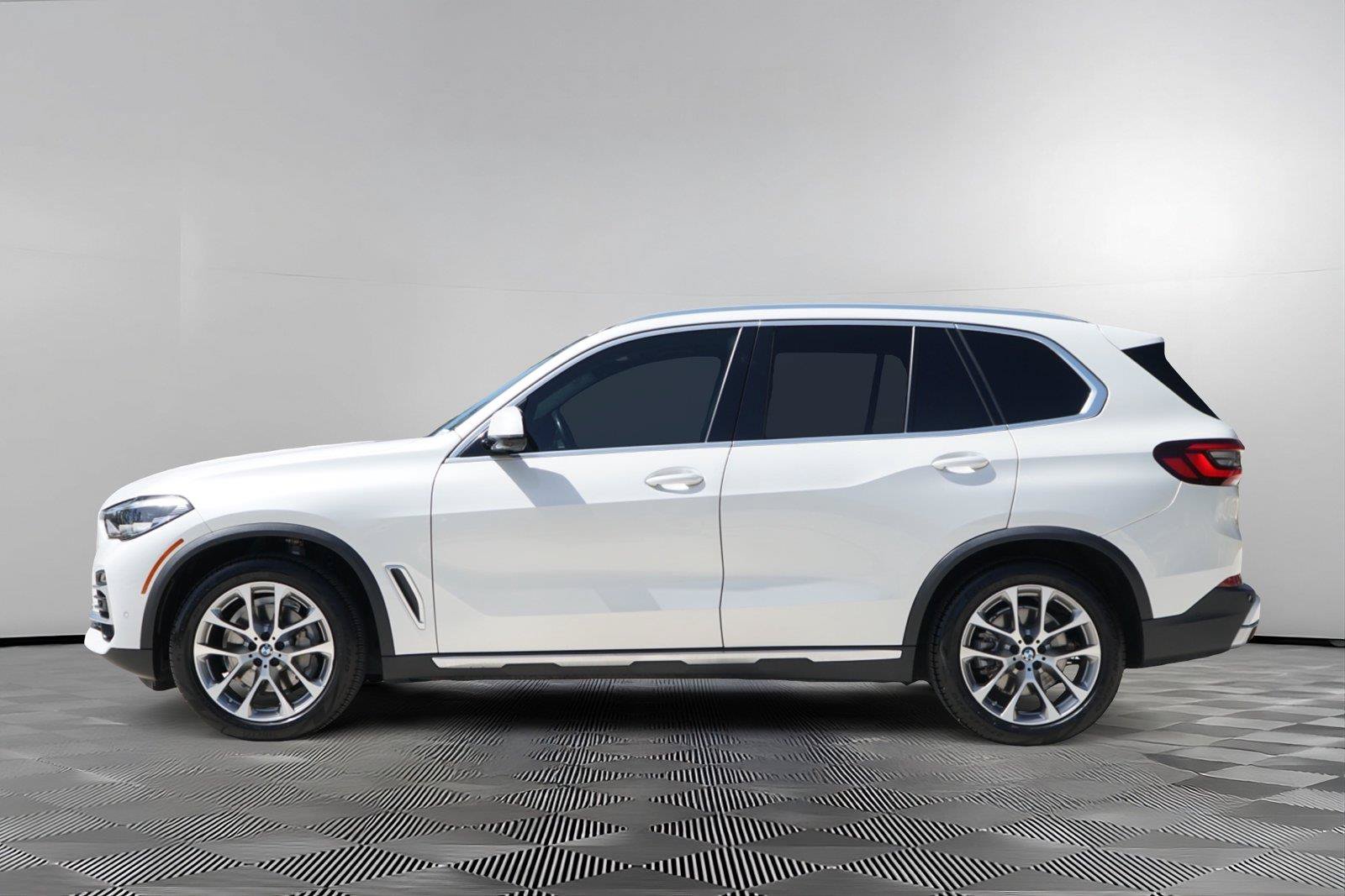 Used 2020 BMW X5 sDrive40i w/ Convenience Package RWD image 7