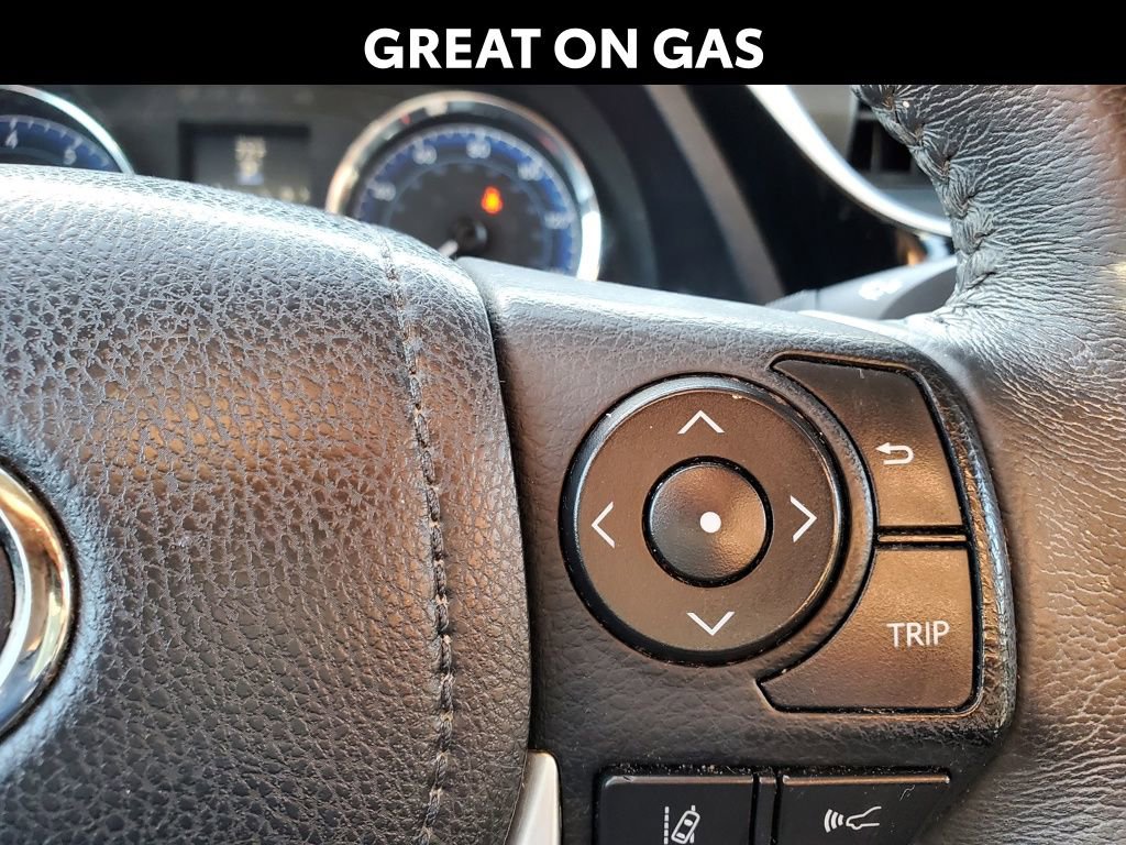 Used 2017 Toyota Corolla L image 17