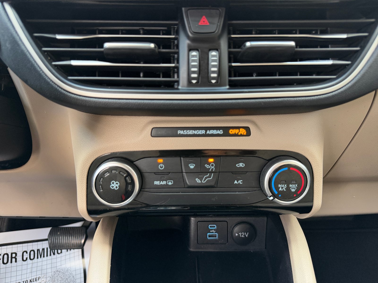 Certified 2022 Ford Escape SE w/ SE Sport Appearance Package FWD image 22