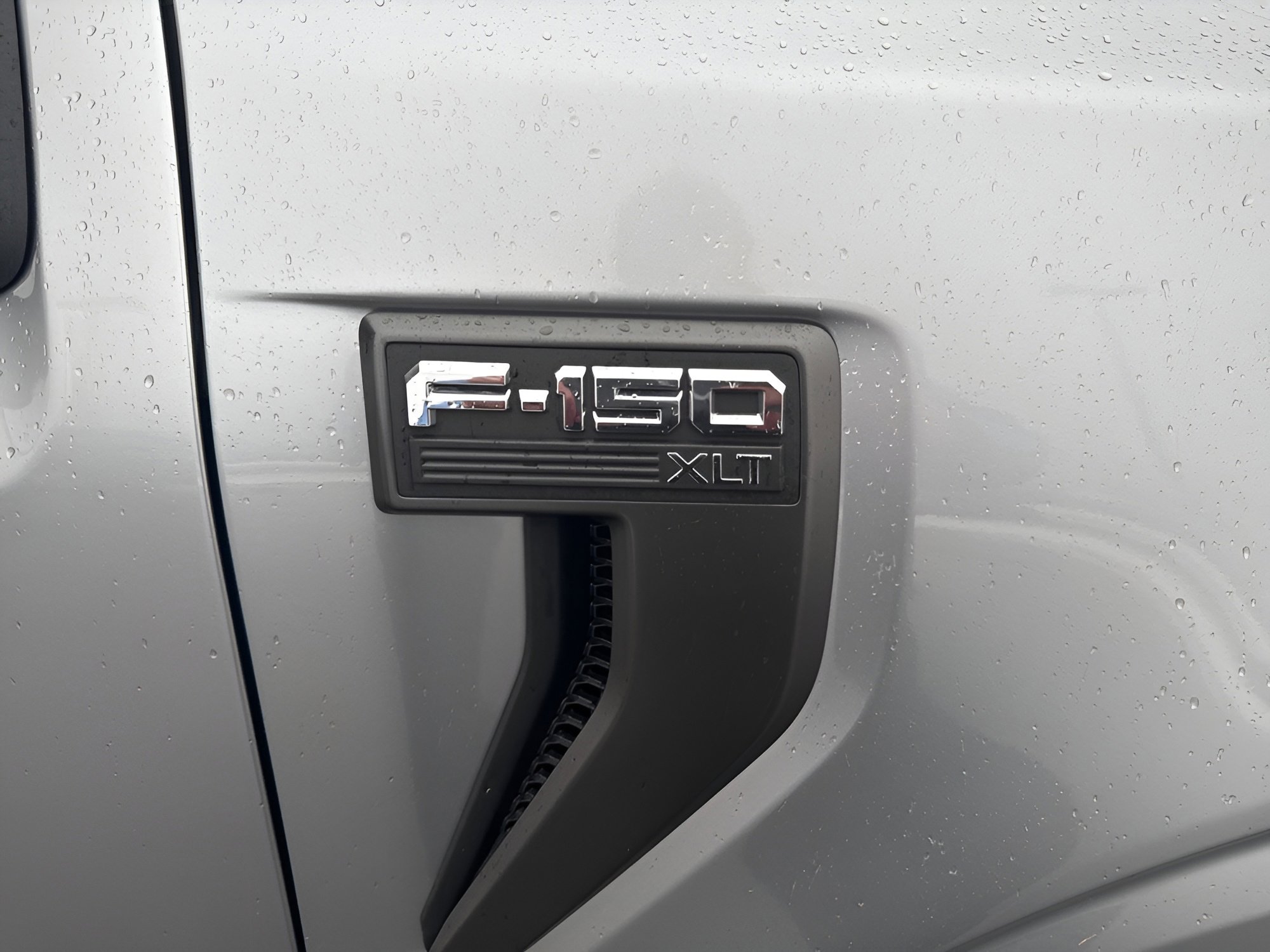 Certified 2023 Ford F150 XLT w/ Equipment Group 302A High image 8