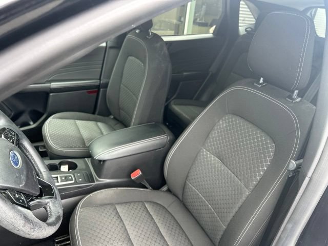 Certified 2023 Ford Escape Active AWD/4WD image 10