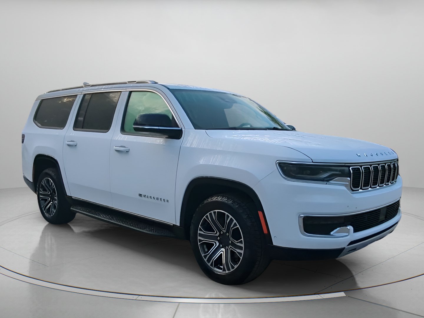 Used 2024 Jeep Wagoneer L Series II w/ Flexible Seating Group RWD image 35