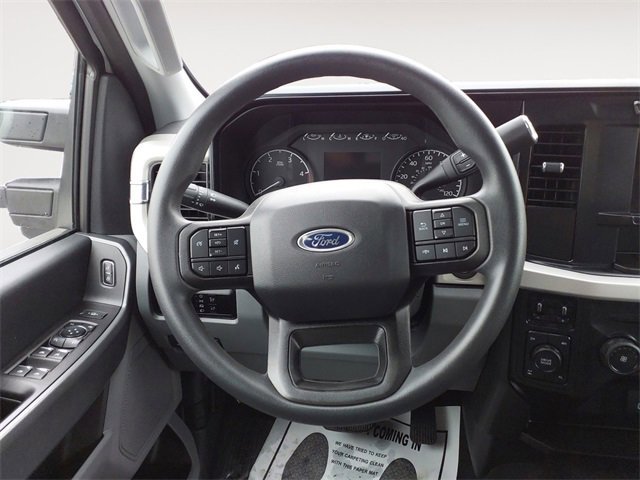 Certified 2024 Ford F350 XLT w/ 360-Degree Camera Package image 12
