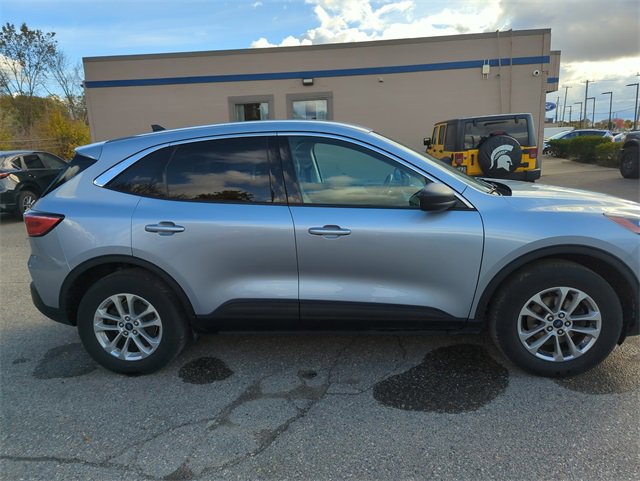 Certified 2022 Ford Escape SE w/ Convenience Package image 3