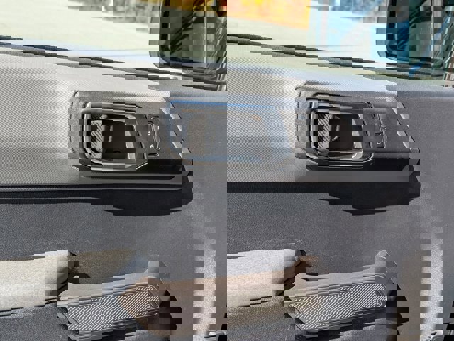 Certified 2022 Ford Bronco Black Diamond image 14