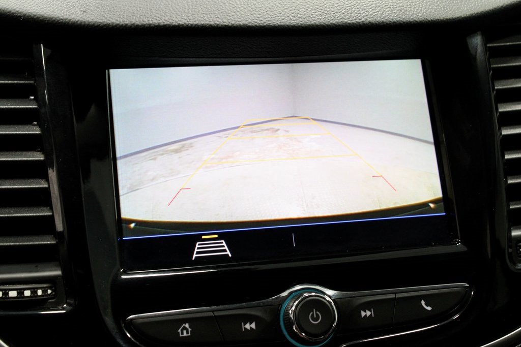 Used 2020 Chevrolet Trax LT w/ Redline Edition image 9