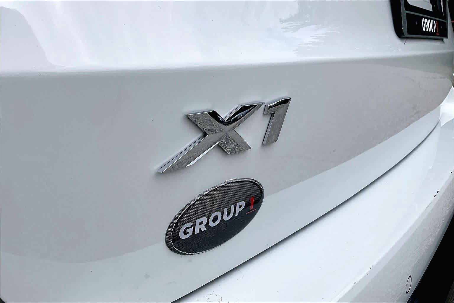 Used 2025 BMW X1 xDrive28i AWD/4WD image 10