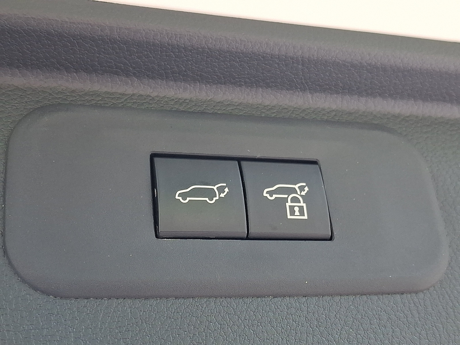 Used 2024 Toyota Grand Highlander AWD image 33