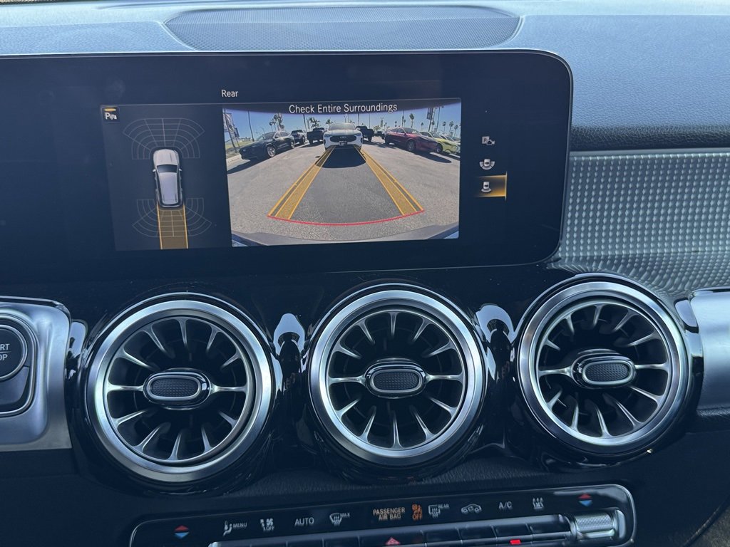 Used 2023 Mercedes-Benz EQB 300 300 image 26