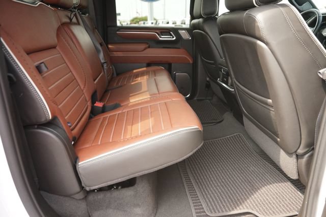 Used 2025 GMC Sierra 2500 Denali Ultimate AWD/4WD image 16