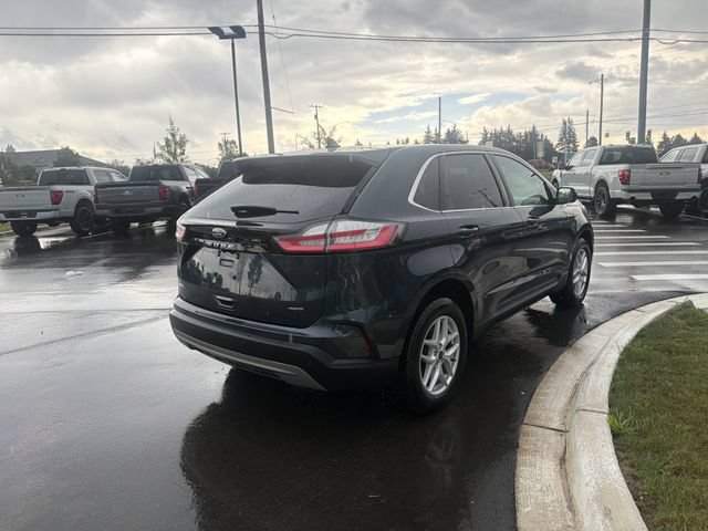 Certified 2024 Ford Edge SEL w/ Convenience Package AWD/4WD image 5