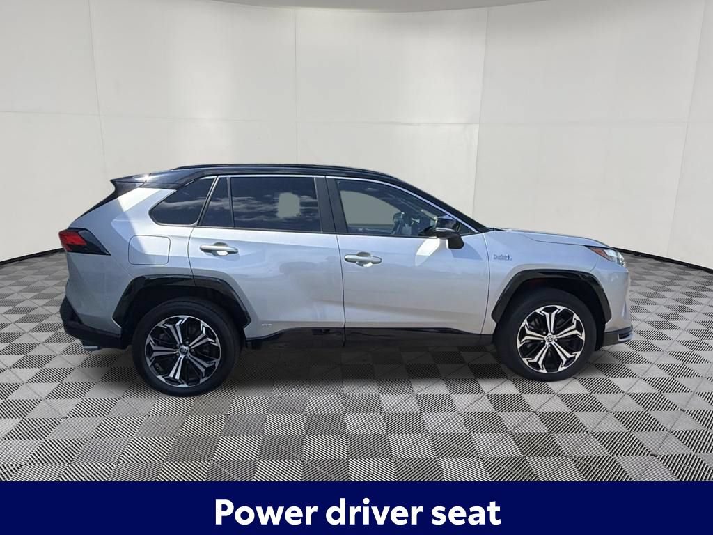 Used 2023 Toyota RAV4 XSE AWD/4WD image 8