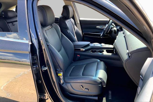 Used 2025 Genesis GV70 2.5T AWD/4WD image 9