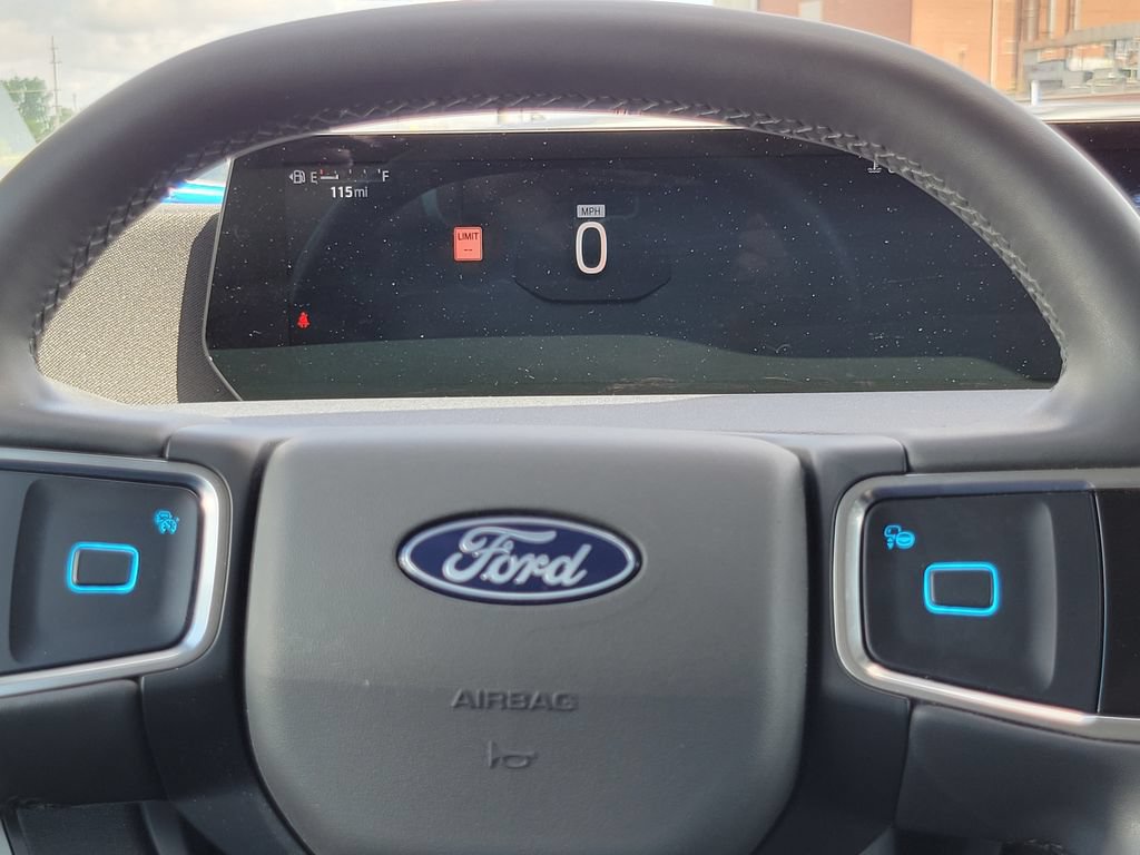 Certified 2025 Ford Expedition Max Active AWD/4WD image 11