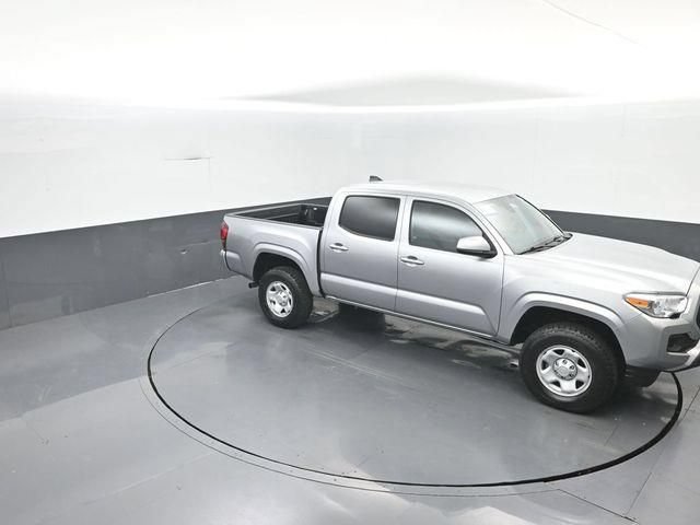 Used 2023 Toyota Tacoma SR AWD/4WD image 29