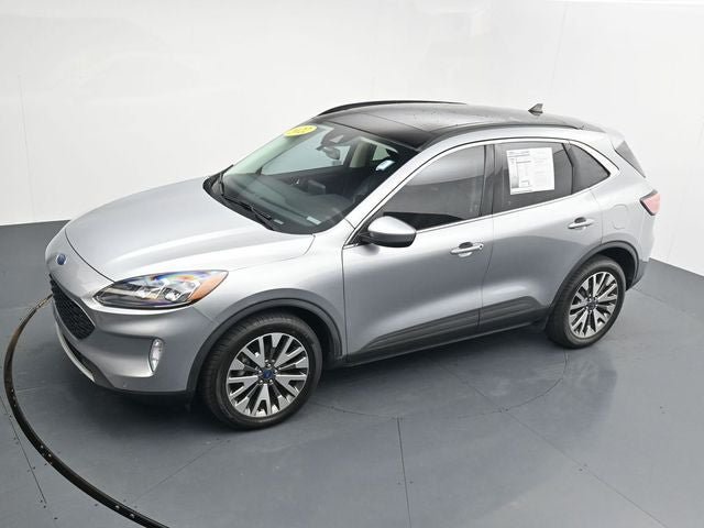 Certified 2022 Ford Escape Titanium w/ Class II Trailer Tow Package AWD/4WD image 21