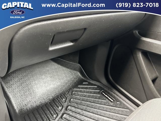 Used 2022 Chevrolet Traverse LT FWD image 27