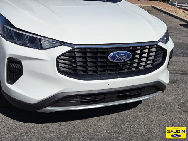 Certified 2023 Ford Escape Active w/ Tech Pack #2 FWD image 2