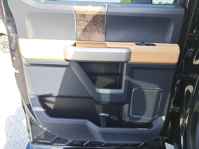 Certified 2022 Ford F350 Lariat w/ Lariat Value Package image 13