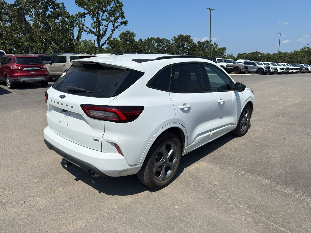 Certified 2023 Ford Escape ST-Line w/ Equipment Group 301A FWD image 5