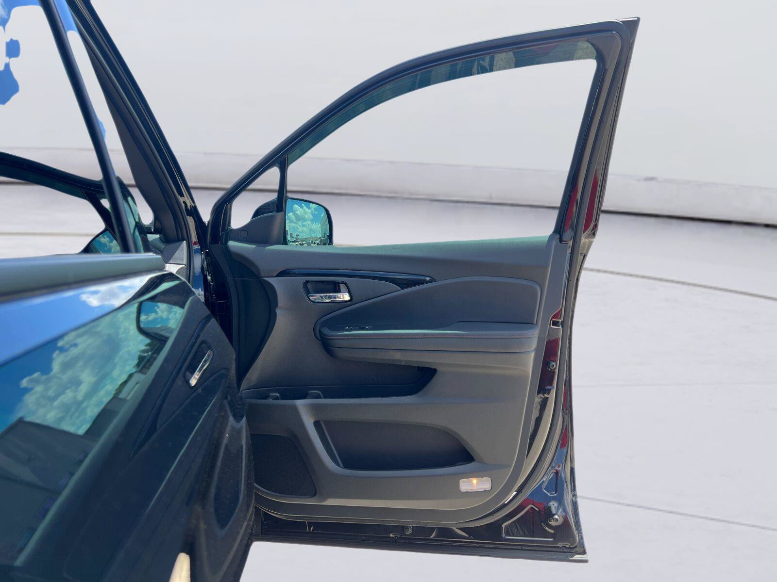 Used 2026 Honda Ridgeline Black Edition image 23
