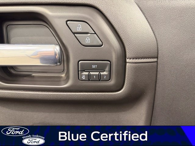 Used 2022 GMC Sierra 3500 Denali w/ Denali Ultimate Package AWD/4WD image 21