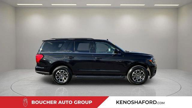 Certified 2024 Ford Expedition XLT image 4