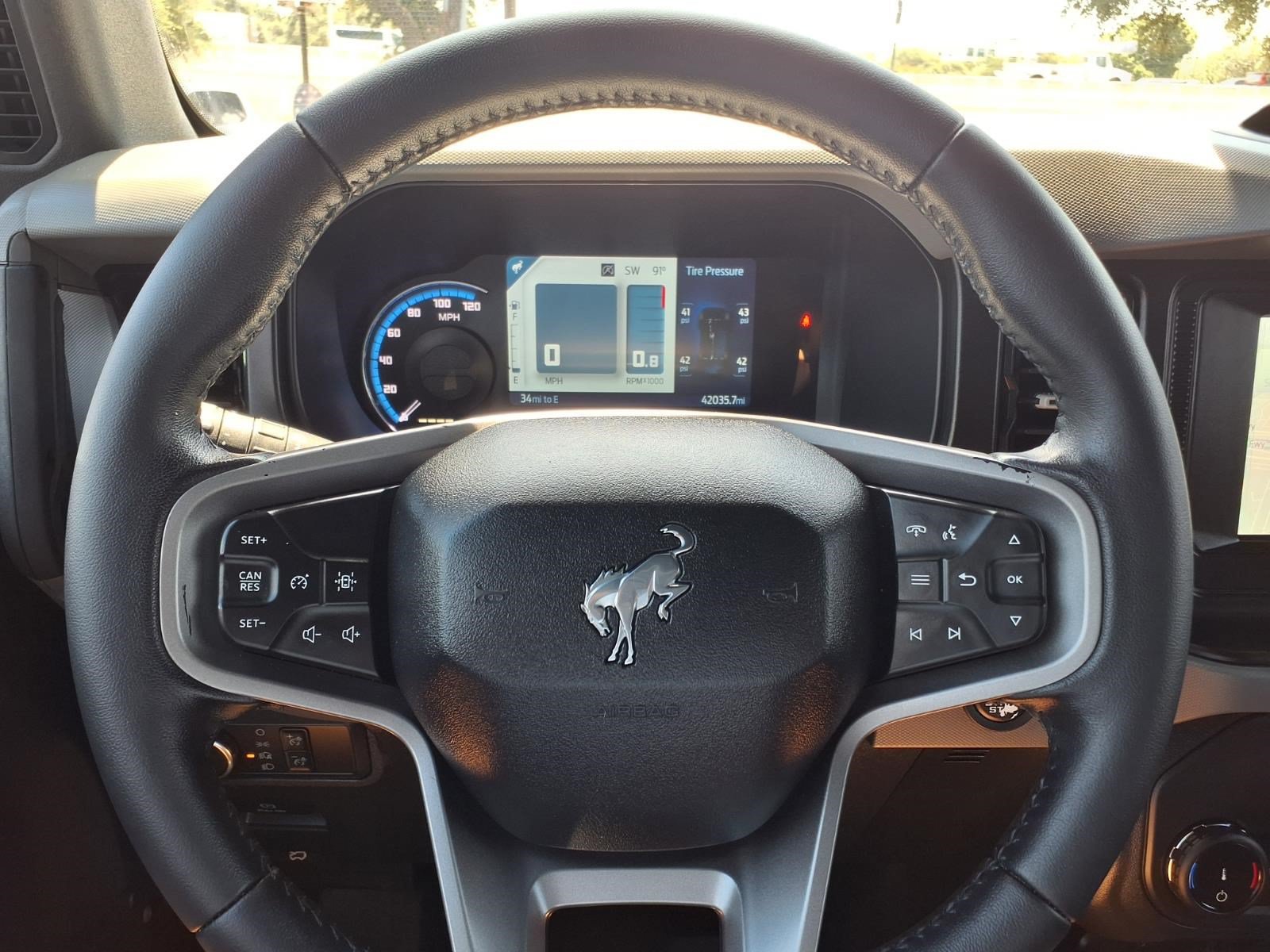 Certified 2022 Ford Bronco Big Bend w/ Sasquatch Package AWD/4WD image 25