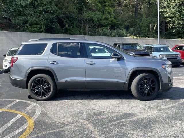Used 2022 GMC Acadia SLE w/ Driver Convenience Package FWD image 2