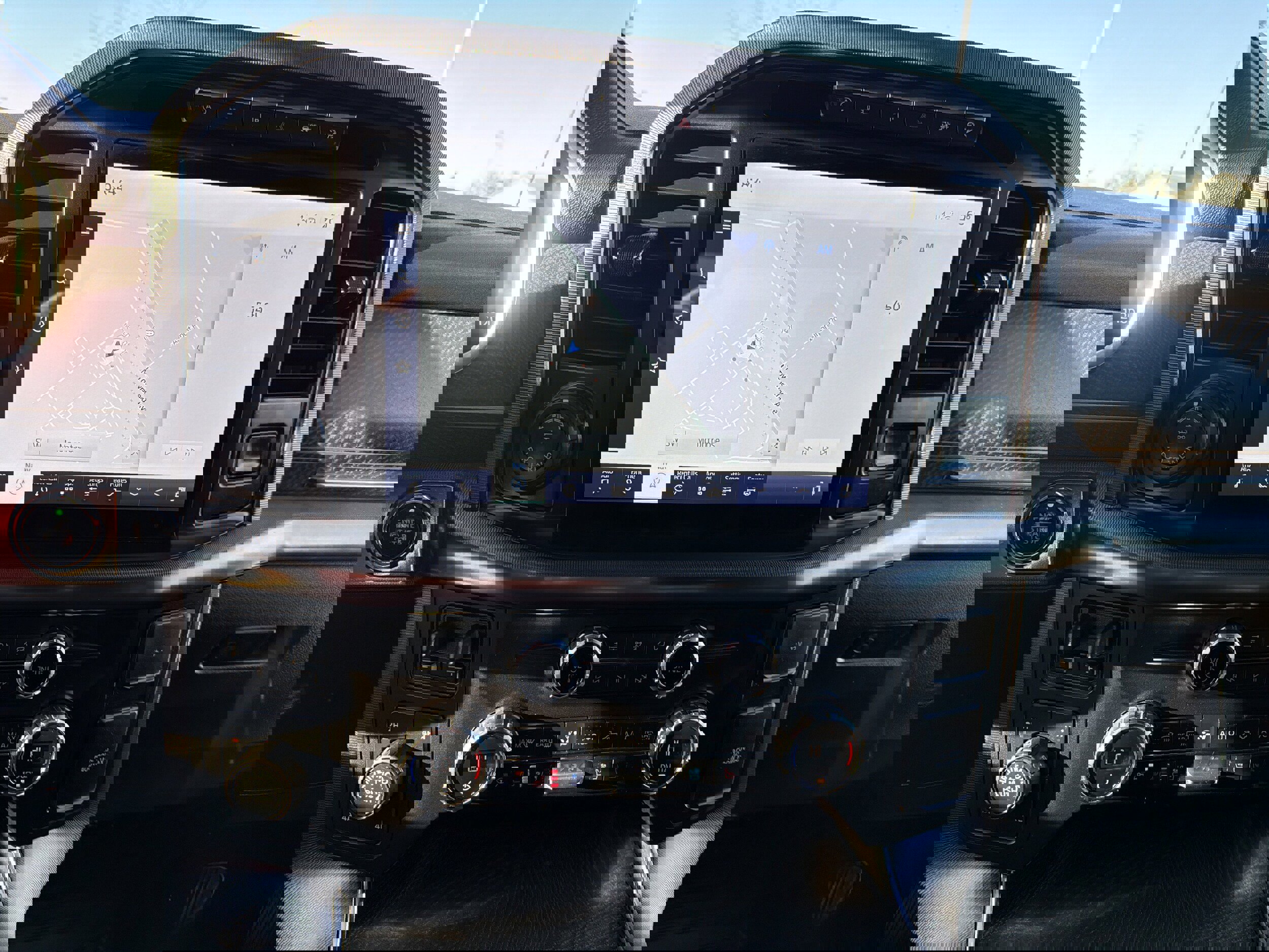 Certified 2021 Ford F150 Platinum w/ Equipment Group 701A High image 16