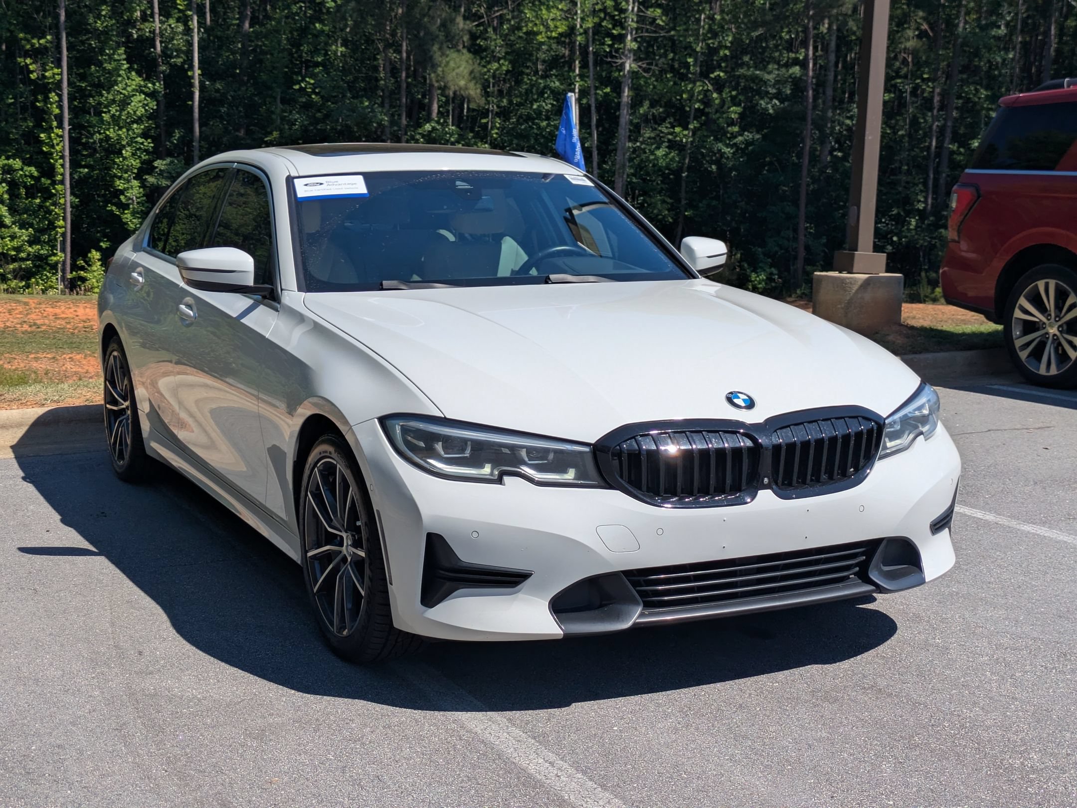 Used 2021 BMW 330i Sedan w/ Premium Package RWD image 2