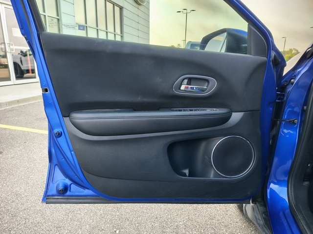 Used 2018 Honda HR-V EX image 9