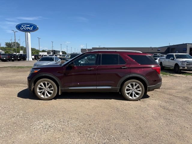Certified 2022 Ford Explorer Platinum w/ Equipment Group 601A AWD/4WD image 6