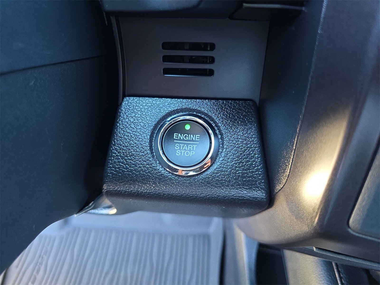 Certified 2021 Ford Expedition Limited image 25